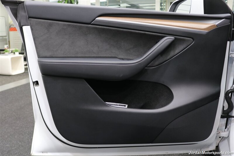 2023 Tesla Model Y Performance  1-OWNER* PERFORMANCE PKG* NEW MICHELIN PILOT SPORT TIRES* FULL FRONT XPEL PPF* FULL NANO XPEL TINT FILM* 2 KEYS-CHARGER-ADAPTERS-PUMP* 0-ACCIDENTS* NON-SMOKER* UNDER FACTORY WARRANTY - Photo 31 - Portland, OR 97230