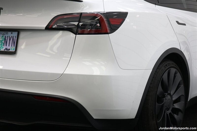 2023 Tesla Model Y Performance  1-OWNER* PERFORMANCE PKG* NEW MICHELIN PILOT SPORT TIRES* FULL FRONT XPEL PPF* FULL NANO XPEL TINT FILM* 2 KEYS-CHARGER-ADAPTERS-PUMP* 0-ACCIDENTS* NON-SMOKER* UNDER FACTORY WARRANTY - Photo 14 - Portland, OR 97230