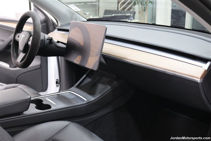 2023 Tesla Model Y Performance  1-OWNER* PERFORMANCE PKG* NEW MICHELIN PILOT SPORT TIRES* FULL FRONT XPEL PPF* FULL NANO XPEL TINT FILM* 2 KEYS-CHARGER-ADAPTERS-PUMP* 0-ACCIDENTS* NON-SMOKER* UNDER FACTORY WARRANTY - Photo 22 - Portland, OR 97230