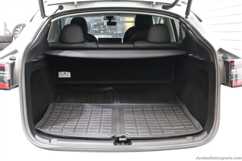 2023 Tesla Model Y Performance  1-OWNER* PERFORMANCE PKG* NEW MICHELIN PILOT SPORT TIRES* FULL FRONT XPEL PPF* FULL NANO XPEL TINT FILM* 2 KEYS-CHARGER-ADAPTERS-PUMP* 0-ACCIDENTS* NON-SMOKER* UNDER FACTORY WARRANTY - Photo 48 - Portland, OR 97230