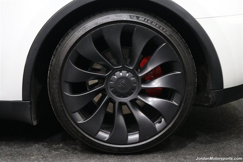 2023 Tesla Model Y Performance  1-OWNER* PERFORMANCE PKG* NEW MICHELIN PILOT SPORT TIRES* FULL FRONT XPEL PPF* FULL NANO XPEL TINT FILM* 2 KEYS-CHARGER-ADAPTERS-PUMP* 0-ACCIDENTS* NON-SMOKER* UNDER FACTORY WARRANTY - Photo 39 - Portland, OR 97230