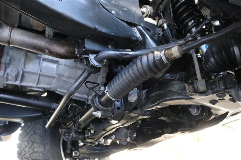 1997 Toyota 4Runner SR5  0-RUST* 5-SPEED* NEW TIMING BELT-WATER PUMP-BRAKES & ROTORS-VALVE COVER GASKETS-AXLE BEARINGS & SEALS-HUBS-AC SERVICE-BILSTEIN TOYTEC LEVEL KIT-33 "BFG KO3s-DIFF DROPS* PAINT MATCHED - Photo 34 - Portland, OR 97230