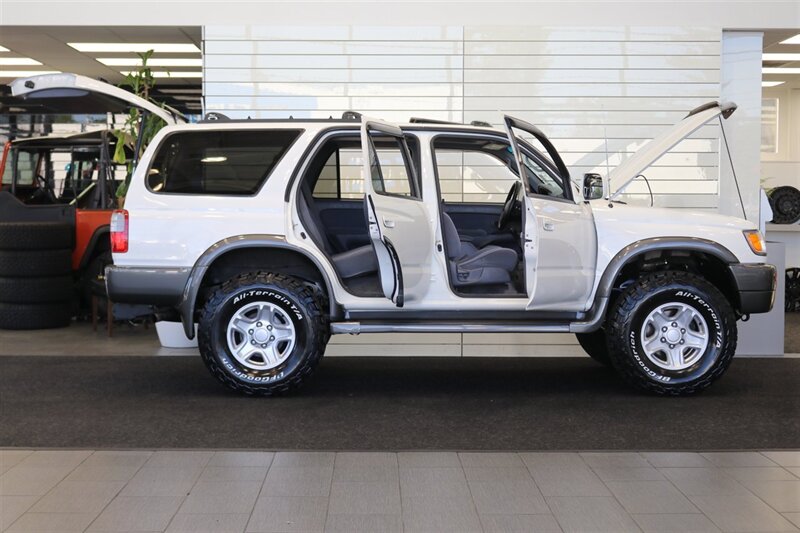 1997 Toyota 4Runner SR5  0-RUST* 5-SPEED* NEW TIMING BELT-WATER PUMP-BRAKES & ROTORS-VALVE COVER GASKETS-AXLE BEARINGS & SEALS-HUBS-AC SERVICE-BILSTEIN TOYTEC LEVEL KIT-33 "BFG KO3s-DIFF DROPS* PAINT MATCHED - Photo 11 - Portland, OR 97230