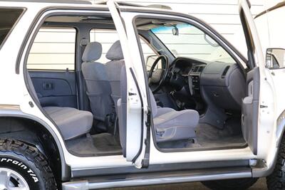 1997 Toyota 4Runner SR5  0-RUST* 5-SPEED* NEW TIMING BELT-WATER PUMP-BRAKES & ROTORS-VALVE COVER GASKETS-AXLE BEARINGS & SEALS-HUBS-AC SERVICE-BILSTEIN TOYTEC LEVEL KIT-33 "BFG KO3s-DIFF DROPS* PAINT MATCHED - Photo 53 - Portland, OR 97230