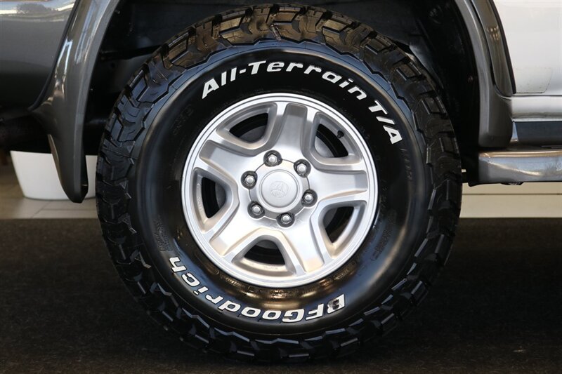 1997 Toyota 4Runner SR5  0-RUST* 5-SPEED* NEW TIMING BELT-WATER PUMP-BRAKES & ROTORS-VALVE COVER GASKETS-AXLE BEARINGS & SEALS-HUBS-AC SERVICE-BILSTEIN TOYTEC LEVEL KIT-33 "BFG KO3s-DIFF DROPS* PAINT MATCHED - Photo 59 - Portland, OR 97230