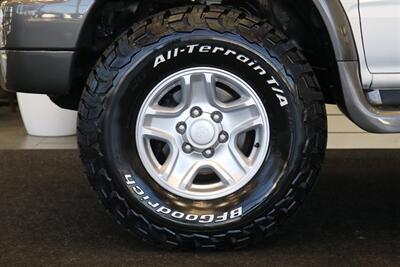 1997 Toyota 4Runner SR5  0-RUST* 5-SPEED* NEW TIMING BELT-WATER PUMP-BRAKES & ROTORS-VALVE COVER GASKETS-AXLE BEARINGS & SEALS-HUBS-AC SERVICE-BILSTEIN TOYTEC LEVEL KIT-33 "BFG KO3s-DIFF DROPS* PAINT MATCHED - Photo 21 - Portland, OR 97230