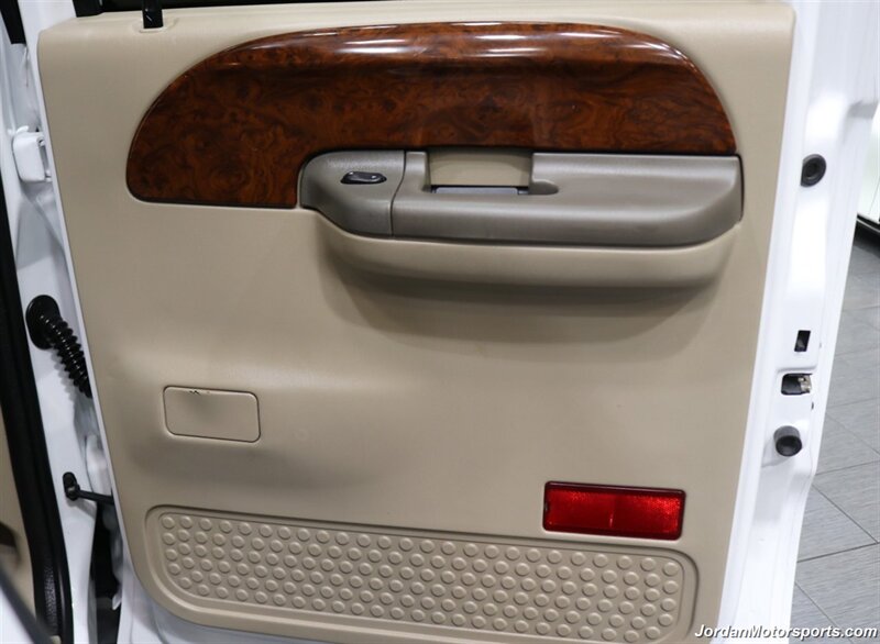 2001 Ford F-250 Lariat RARE SHORT BED LARIAT 7.3L LEATHER ZERO RUST 2 OWNER ONLY 97K MILES LIKE NEW FRESHLY SERVICED 2000 2002 2003 - Photo 53 - Portland, OR 97230