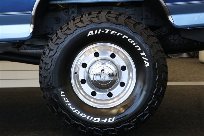 1997 Ford F-250 XLT 1-OWNER* 100% RUST FREE* 71K ACTUAL MILES* 7.5L WITH 5-SPD MANUAL* LINEX BED LINER* FACTORY 2-TONE* NEW 35 " BFG KO3s W/ ALCOA's* FRESH SERVICE* COOLANT FLUSH - AC SERVICE - NEW FLUIDS - Photo 56 - Portland, OR 97230