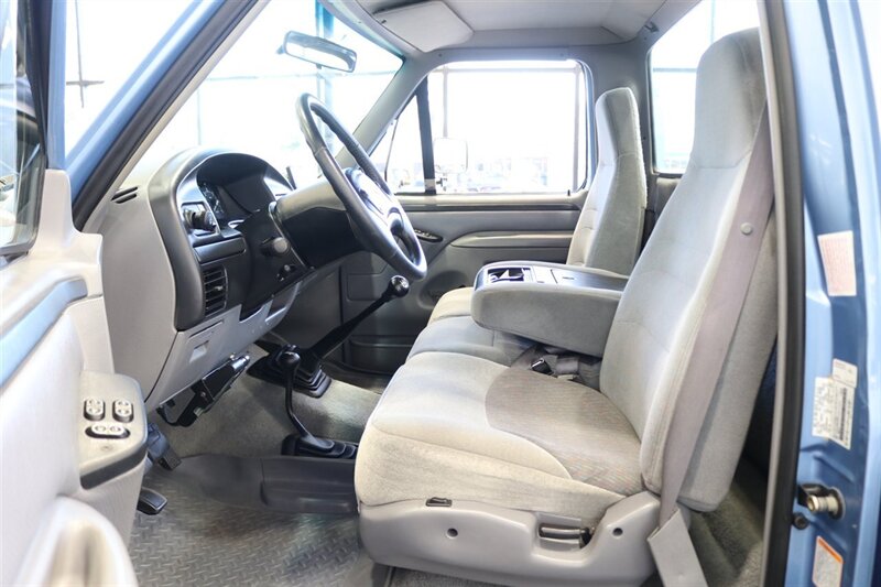 1997 Ford F-250 XLT 1-OWNER* 100% RUST FREE* 71K ACTUAL MILES* 7.5L WITH 5-SPD MANUAL* LINEX BED LINER* FACTORY 2-TONE* NEW 35 " BFG KO3s W/ ALCOA's* FRESH SERVICE* COOLANT FLUSH - AC SERVICE - NEW FLUIDS - Photo 68 - Portland, OR 97230