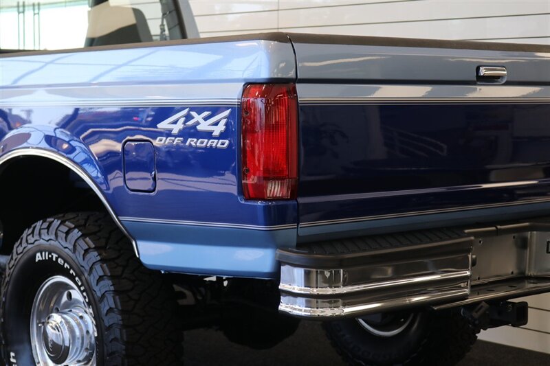 1997 Ford F-250 XLT 1-OWNER* 100% RUST FREE* 71K ACTUAL MILES* 7.5L WITH 5-SPD MANUAL* LINEX BED LINER* FACTORY 2-TONE* NEW 35 " BFG KO3s W/ ALCOA's* FRESH SERVICE* COOLANT FLUSH - AC SERVICE - NEW FLUIDS - Photo 41 - Portland, OR 97230