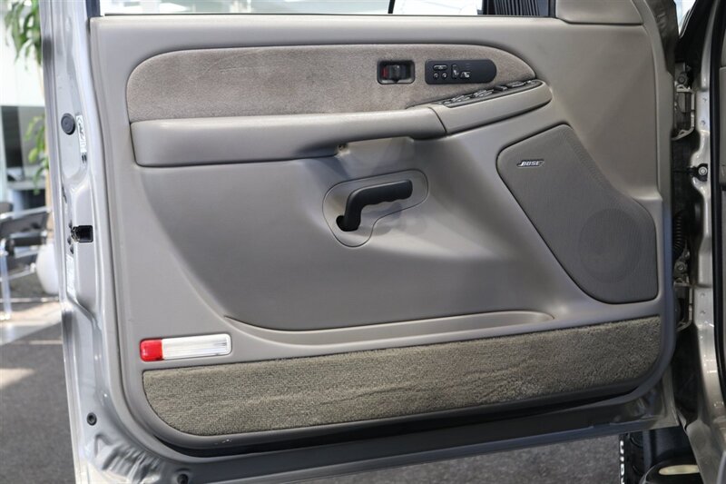 2003 Chevrolet Silverado 2500 LT 1-OWNER* 100% RUST & CORROSION FREE* 61K ORIGINAL MILES* LONG BED* BIG BLOCK 8.1L* LT 4X4* NEW 2.5 " LEVEL KIT W/BILSTEIN 5100* NEW 34 "BFG KO3 10-PLYS*LINEX BED LINER* SERVICED - Photo 68 - Portland, OR 97230