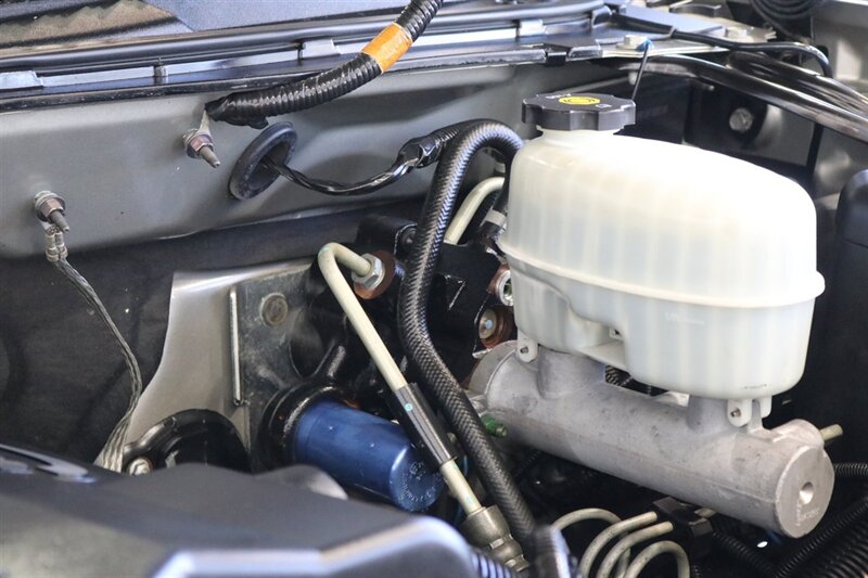 2003 Chevrolet Silverado 2500 LT 1-OWNER* 100% RUST & CORROSION FREE* 61K ORIGINAL MILES* LONG BED* BIG BLOCK 8.1L* LT 4X4* NEW 2.5 " LEVEL KIT W/BILSTEIN 5100* NEW 34 "BFG KO3 10-PLYS*LINEX BED LINER* SERVICED - Photo 43 - Portland, OR 97230