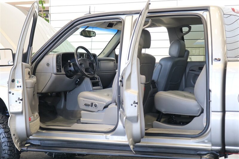 2003 Chevrolet Silverado 2500 LT 1-OWNER* 100% RUST & CORROSION FREE* 61K ORIGINAL MILES* LONG BED* BIG BLOCK 8.1L* LT 4X4* NEW 2.5 " LEVEL KIT W/BILSTEIN 5100* NEW 34 "BFG KO3 10-PLYS*LINEX BED LINER* SERVICED - Photo 50 - Portland, OR 97230