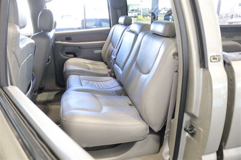 2003 Chevrolet Silverado 2500 LT 1-OWNER* 100% RUST & CORROSION FREE* 61K ORIGINAL MILES* LONG BED* BIG BLOCK 8.1L* LT 4X4* NEW 2.5 " LEVEL KIT W/BILSTEIN 5100* NEW 34 "BFG KO3 10-PLYS*LINEX BED LINER* SERVICED - Photo 18 - Portland, OR 97230