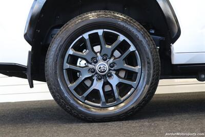 2024 Toyota Sequoia Platinum   - Photo 50 - Portland, OR 97230