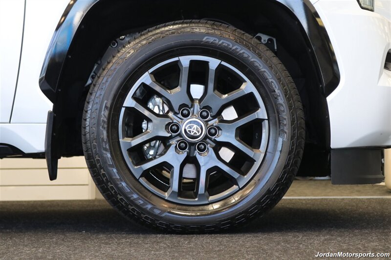2024 Toyota Sequoia Platinum   - Photo 40 - Portland, OR 97230