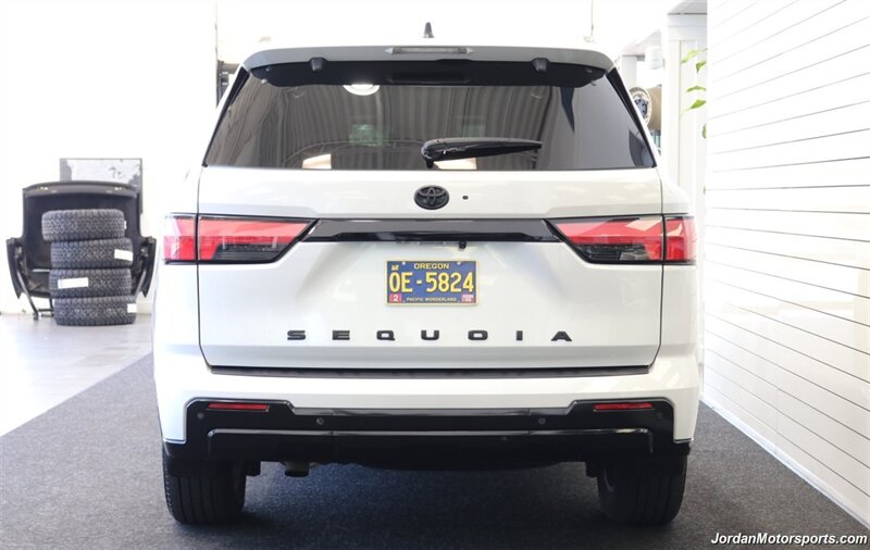 2024 Toyota Sequoia Platinum   - Photo 45 - Portland, OR 97230