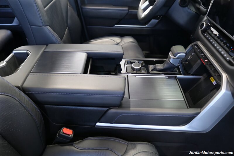 2024 Toyota Sequoia Platinum   - Photo 51 - Portland, OR 97230