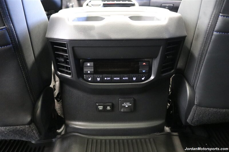 2024 Toyota Sequoia Platinum   - Photo 22 - Portland, OR 97230