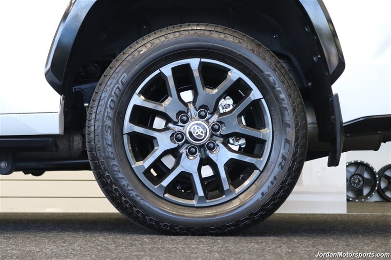 2024 Toyota Sequoia Platinum   - Photo 63 - Portland, OR 97230