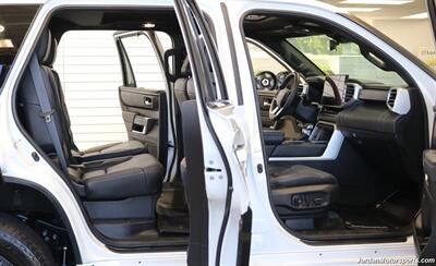 2024 Toyota Sequoia Platinum   - Photo 16 - Portland, OR 97230