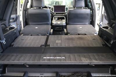 2024 Toyota Sequoia Platinum   - Photo 31 - Portland, OR 97230