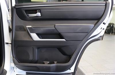 2024 Toyota Sequoia Platinum   - Photo 79 - Portland, OR 97230