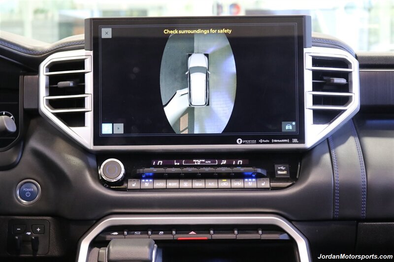 2024 Toyota Sequoia Platinum   - Photo 28 - Portland, OR 97230
