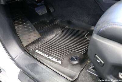 2024 Toyota Sequoia Platinum   - Photo 39 - Portland, OR 97230