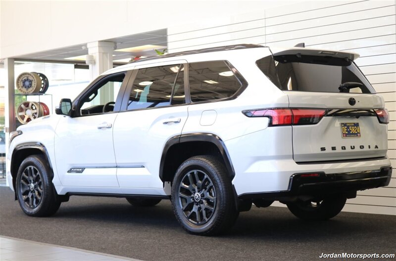 2024 Toyota Sequoia Platinum   - Photo 6 - Portland, OR 97230