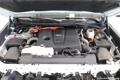 2024 Toyota Sequoia Platinum  1-OWNER* NEW 2.25 " WESTCOTT LEVEL LIFT* NEW 35 "FALKEN WILDPEAKS AT4 TIRES* PANORAMIC ROOF* POWER RUNNING BOARDS* REAR CAPTAINS* CERAMIC COATED INSIDE & OUTSIDE* CLEAR BRA PPF FRONT END* ALL KEYS - Photo 72 - Portland, OR 97230