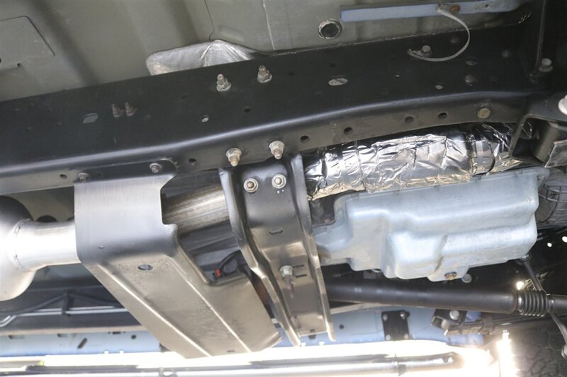 2003 Ford F-350 Super Duty XLT 4dr Crew Cab XLT   - Photo 33 - Portland, OR 97230