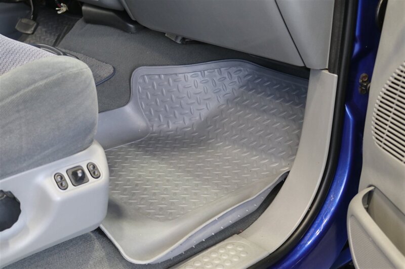 2003 Ford F-350 Super Duty XLT 4dr Crew Cab XLT   - Photo 93 - Portland, OR 97230