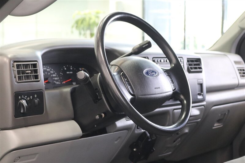 2003 Ford F-350 Super Duty XLT 4dr Crew Cab XLT   - Photo 82 - Portland, OR 97230