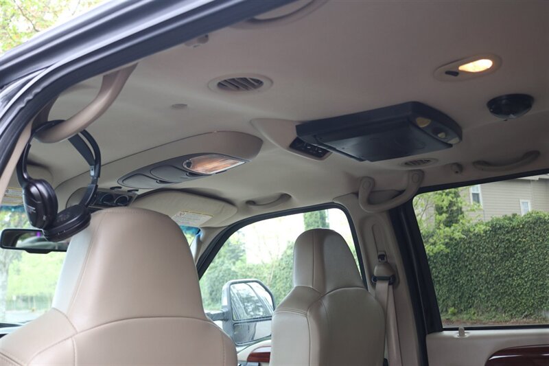 2005 Ford Excursion Limited  1-CALIFORNIA OWNER* 100% RUST FREE* NEW ENGINE BULLET PROOF SERVICE W/ ARP HEAD STUDS* BILSTEIN 4 " LIFT* BFGs* FULL SERVICE - Photo 13 - Portland, OR 97230