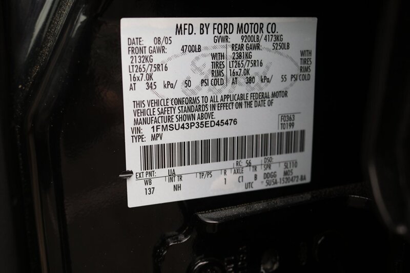 2005 Ford Excursion Limited  1-CALIFORNIA OWNER* 100% RUST FREE* NEW ENGINE BULLET PROOF SERVICE W/ ARP HEAD STUDS* BILSTEIN 4 " LIFT* BFGs* FULL SERVICE - Photo 18 - Portland, OR 97230