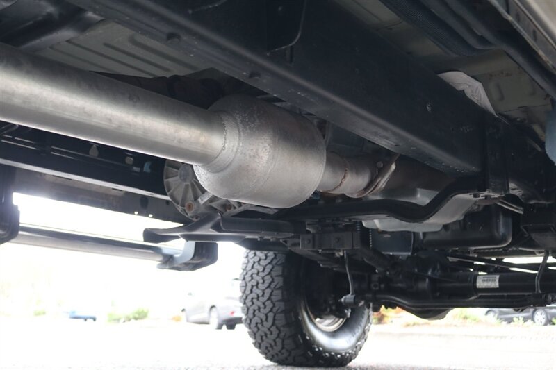 2005 Ford Excursion Limited  1-CALIFORNIA OWNER* 100% RUST FREE* NEW ENGINE BULLET PROOF SERVICE W/ ARP HEAD STUDS* BILSTEIN 4 " LIFT* BFGs* FULL SERVICE - Photo 27 - Portland, OR 97230