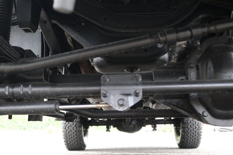 2005 Ford Excursion Limited  1-CALIFORNIA OWNER* 100% RUST FREE* NEW ENGINE BULLET PROOF SERVICE W/ ARP HEAD STUDS* BILSTEIN 4 " LIFT* BFGs* FULL SERVICE - Photo 22 - Portland, OR 97230