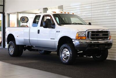 2000 Ford F-350 xlt 2-OWNER* NEW 3 "LEVEL LIFT W/BILSTEIN 5100 SHOCKS* NEW BFG KO3s* NEW WHEELS* COOLANT-BRAKE FLUID FLUSHES* NEW AC COMPRESSOR W/CHARGE* NEW BATTERIES* DEALER SERVICED SINCE NEW* NO RUST* ALL BOOKS & KEYS - Photo 2 - Portland, OR 97230