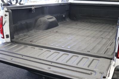 2000 Ford F-350 xlt 2-OWNER* NEW 3 "LEVEL LIFT W/BILSTEIN 5100 SHOCKS* NEW BFG KO3s* NEW WHEELS* COOLANT-BRAKE FLUID FLUSHES* NEW AC COMPRESSOR W/CHARGE* NEW BATTERIES* DEALER SERVICED SINCE NEW* NO RUST* ALL BOOKS & KEYS - Photo 41 - Portland, OR 97230