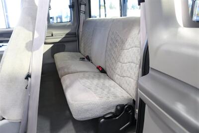 2000 Ford F-350 xlt 2-OWNER* NEW 3 "LEVEL LIFT W/BILSTEIN 5100 SHOCKS* NEW BFG KO3s* NEW WHEELS* COOLANT-BRAKE FLUID FLUSHES* NEW AC COMPRESSOR W/CHARGE* NEW BATTERIES* DEALER SERVICED SINCE NEW* NO RUST* ALL BOOKS & KEYS - Photo 18 - Portland, OR 97230