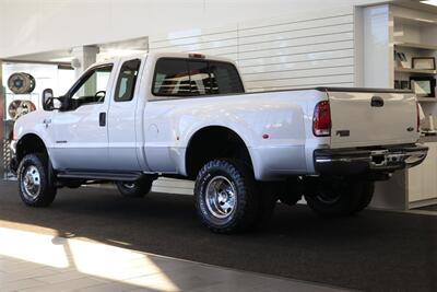 2000 Ford F-350 xlt 2-OWNER* NEW 3 "LEVEL LIFT W/BILSTEIN 5100 SHOCKS* NEW BFG KO3s* NEW WHEELS* COOLANT-BRAKE FLUID FLUSHES* NEW AC COMPRESSOR W/CHARGE* NEW BATTERIES* DEALER SERVICED SINCE NEW* NO RUST* ALL BOOKS & KEYS - Photo 6 - Portland, OR 97230