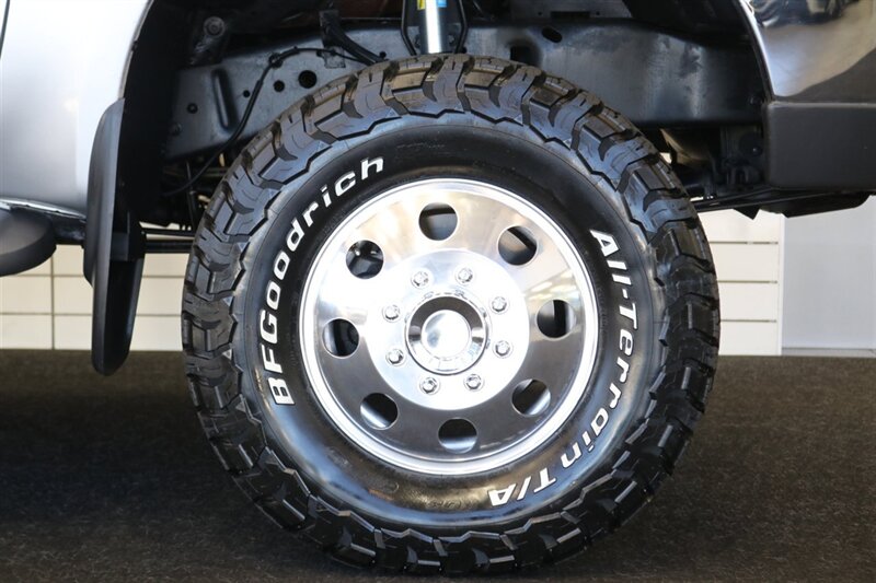 2000 Ford F-350 xlt 2-OWNER* NEW 3 "LEVEL LIFT W/BILSTEIN 5100 SHOCKS* NEW BFG KO3s* NEW WHEELS* COOLANT-BRAKE FLUID FLUSHES* NEW AC COMPRESSOR W/CHARGE* NEW BATTERIES* DEALER SERVICED SINCE NEW* NO RUST* ALL BOOKS & KEYS - Photo 49 - Portland, OR 97230