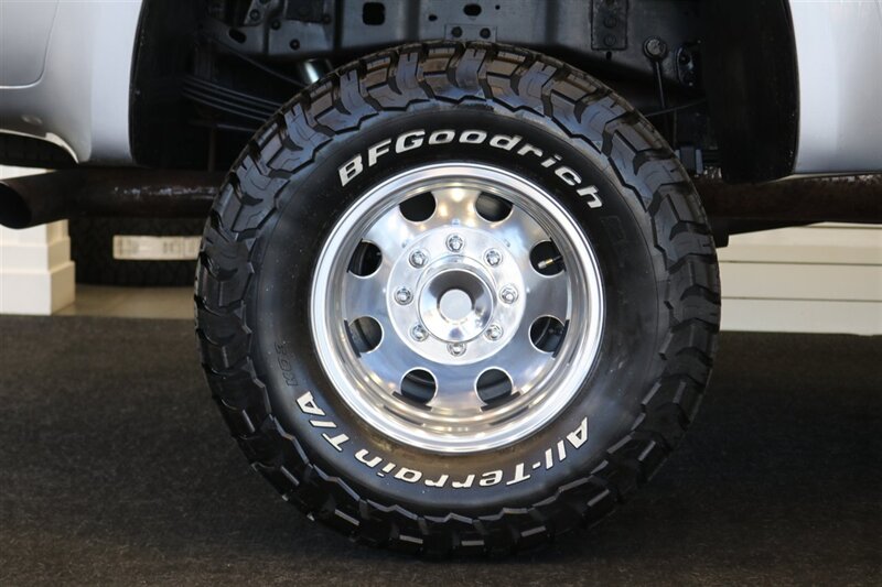 2000 Ford F-350 xlt 2-OWNER* NEW 3 "LEVEL LIFT W/BILSTEIN 5100 SHOCKS* NEW BFG KO3s* NEW WHEELS* COOLANT-BRAKE FLUID FLUSHES* NEW AC COMPRESSOR W/CHARGE* NEW BATTERIES* DEALER SERVICED SINCE NEW* NO RUST* ALL BOOKS & KEYS - Photo 51 - Portland, OR 97230