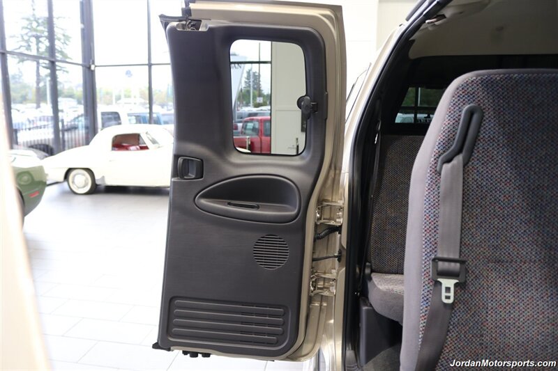 2002 Dodge Ram 2500 SLT  100% RUST FREE* NEW BRAKES-ROTORS-CALIPERS-AC COMPRESSOR-AC CHARGE-OIL CHANGE-AIR FILTER-BRAKE FLUID & COOLANT FLUSH-NEW WIPERS-NEW SERPENTINE BELT & TENSIONER* ALL KEYS* SPRAY IN BED LINER - Photo 63 - Portland, OR 97230