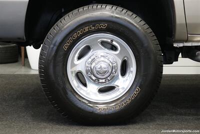 2002 Dodge Ram 2500 SLT  100% RUST FREE* NEW BRAKES-ROTORS-CALIPERS-AC COMPRESSOR-AC CHARGE-OIL CHANGE-AIR FILTER-BRAKE FLUID & COOLANT FLUSH-NEW WIPERS-NEW SERPENTINE BELT & TENSIONER* ALL KEYS* SPRAY IN BED LINER - Photo 16 - Portland, OR 97230