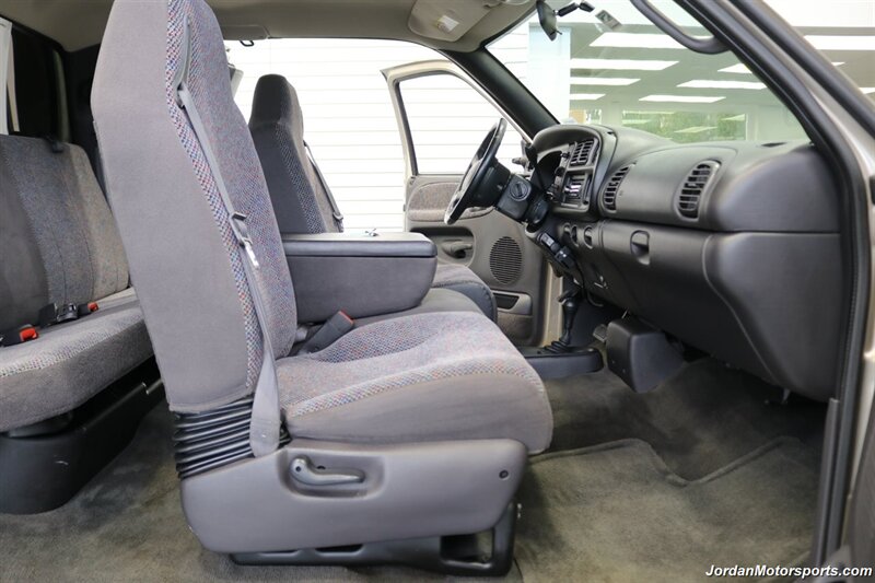 2002 Dodge Ram 2500 SLT  100% RUST FREE* NEW BRAKES-ROTORS-CALIPERS-AC COMPRESSOR-AC CHARGE-OIL CHANGE-AIR FILTER-BRAKE FLUID & COOLANT FLUSH-NEW WIPERS-NEW SERPENTINE BELT & TENSIONER* ALL KEYS* SPRAY IN BED LINER - Photo 75 - Portland, OR 97230