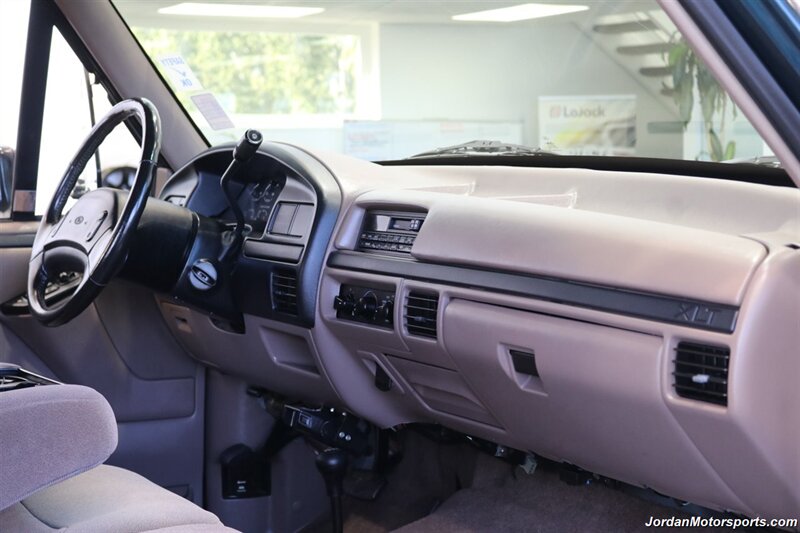 1996 Ford F-250 XLT  1-OWNER* 100% RUST & CORROSION FREE* NEW 4 " BDS LIFT W/ FOX SHOCKS* NEW 33 " BFG KO3 10-PLY TIRES* ALCOAS* FACTORY 2-TONE* NEW BRAKES - FLUIDS - FILTERS* LINEX BED LINER & BED IN NEW CONDITION - Photo 86 - Portland, OR 97230