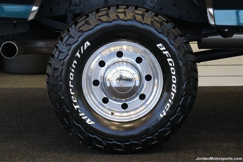 1996 Ford F-250 XLT  1-OWNER* 100% RUST & CORROSION FREE* NEW 4 " BDS LIFT W/ FOX SHOCKS* NEW 33 " BFG KO3 10-PLY TIRES* ALCOAS* FACTORY 2-TONE* NEW BRAKES - FLUIDS - FILTERS* LINEX BED LINER & BED IN NEW CONDITION - Photo 59 - Portland, OR 97230