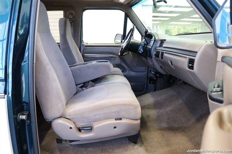 1996 Ford F-250 XLT  1-OWNER* 100% RUST & CORROSION FREE* NEW 4 " BDS LIFT W/ FOX SHOCKS* NEW 33 " BFG KO3 10-PLY TIRES* ALCOAS* FACTORY 2-TONE* NEW BRAKES - FLUIDS - FILTERS* LINEX BED LINER & BED IN NEW CONDITION - Photo 75 - Portland, OR 97230